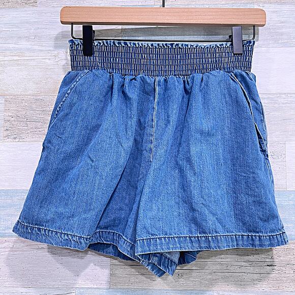UNIVERSAL THREAD Smocked Waist Pull On Denim Shorts Cotton Lyocell Womens XS - Picture 1 of 7